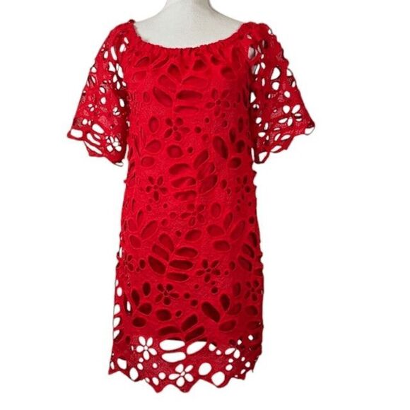 NWT Pretty Garden Red Eyelet Overlay Off / On Shoulder Dress Lined Size Small - Picture 2 of 10